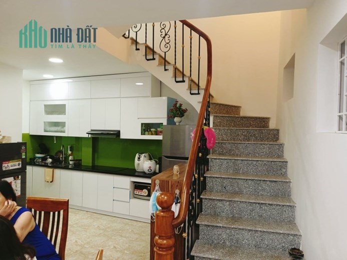 Nhà đẹp tự xây ( THẬT 100%) Phố Trần Khát Chân, Hai Bà Trưng, 30m ra phố,  nội thất đỉnh. Diện tích