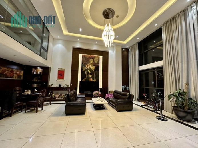 NHÀ ĐẸP TÌM CHỦ , AN NINH TUYỆT ĐỐI, Ở SƯỚNG, NGÕ RỘNG NHƯ PHỐ, GIÁ 14.2 TỶ