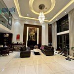 NHÀ ĐẸP TÌM CHỦ , AN NINH TUYỆT ĐỐI, Ở SƯỚNG, NGÕ RỘNG NHƯ PHỐ, GIÁ 14.2 TỶ