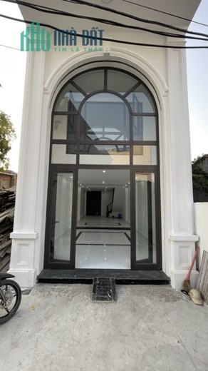 Bán nhà xây mới tinh đường Hồ Sen, 63m 4 tầng độc lập, GIÁ 4.4 tỉ sau mặt đường