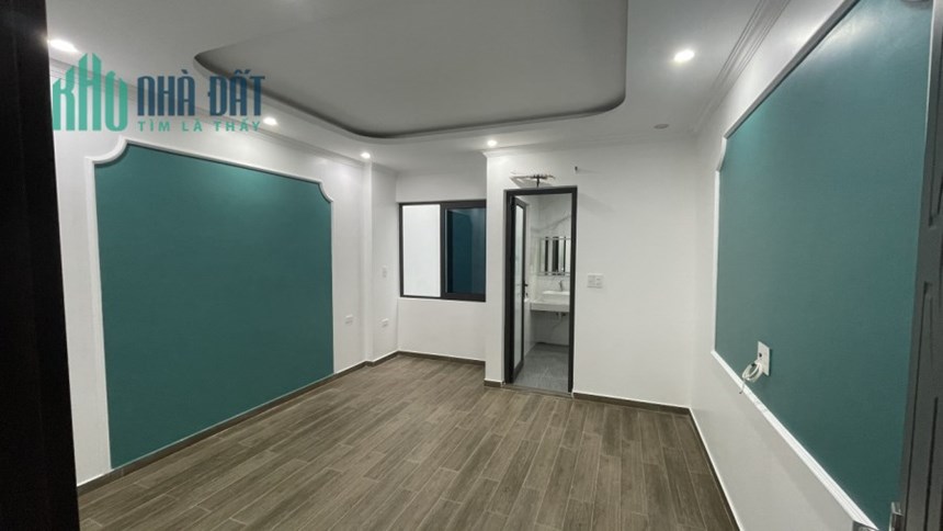 Bán nhà xây mới tinh đường Hồ Sen, 63m 4 tầng độc lập, GIÁ 4.4 tỉ sau mặt đường