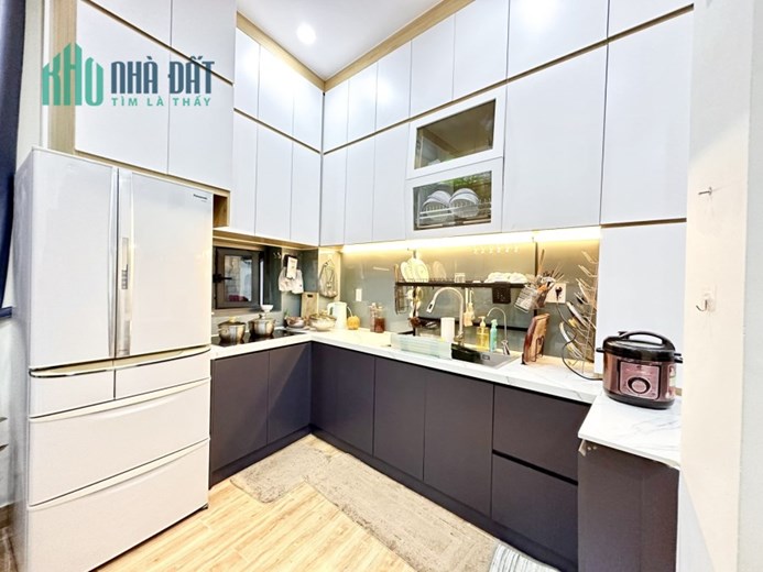 bán nhà lê trọng tấn tân phú 50m2 3 tầng siêu đẹp