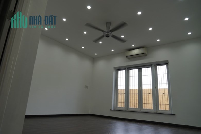 GÒ VẤP, NHÀ PHỐ ĐỒNG BỘ PHAN VĂN TRỊ P7, 4 TẦNG, DT 5 x 19m, CHỈ 18 TỶ