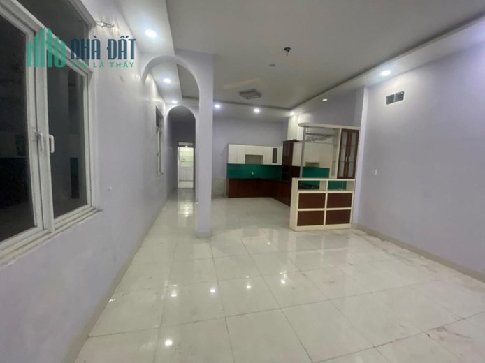 Nhà MT Ngay Khu TT Hành Chính TP Mới ,150M2, 6PN, Nhỉnh 6 Tỷ, Ở Ngay