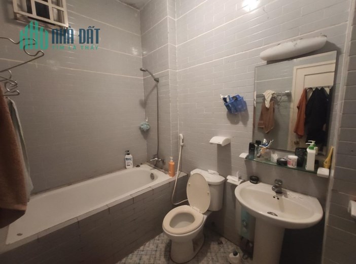 BÁN NHÀ HXH KHU BIỆT THỰ ĐOÀN THỊ ĐIỂM PHAN XÍCH LONG - ngang gần 5m - 4 TẦNG - CHỈ 6 TỶxxx