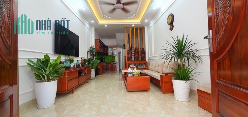Chính chủ bán nhà Ngọc Thụy,Long Biên với 5 tầng mới hiện đại  giá nhỉnh hơn 4 tỷ