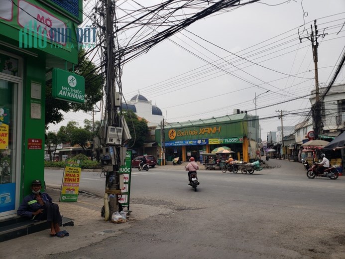 TRUNG TÂM THI TRẤN ĐỨC HOÀ - 85M2 - ĐƯỜNG 10M - 1 TRỆT 1 LẦU - ĐANG CHO THUÊ 10TR/THÁNG