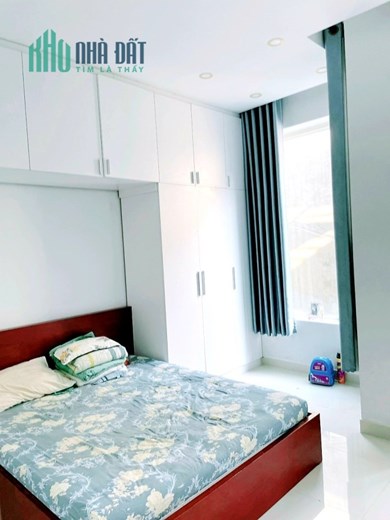 TRUNG TÂM THI TRẤN ĐỨC HOÀ - 85M2 - ĐƯỜNG 10M - 1 TRỆT 1 LẦU - ĐANG CHO THUÊ 10TR/THÁNG