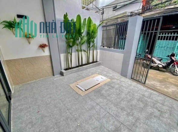 Nhà Thái Thị Bôi, kiệt 3.5m, 61m2, còn mới, nhỉnh 2 tỷ