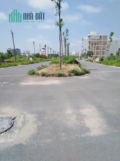 Bán đất khu dịch vụ 25,2 ha Vân Canh, Hoài Đức, 101m2, MT rộng, oto tránh, 11.49 tỷ, hung8st