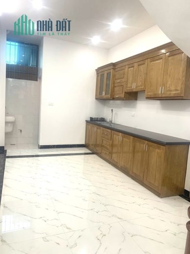 Căn duy nhất sót lại, Tây mỗ 40m2 x 5T- Lô góc - ô tô đỗ cổng- nhà mới ở sướng 3,6 tỷ.