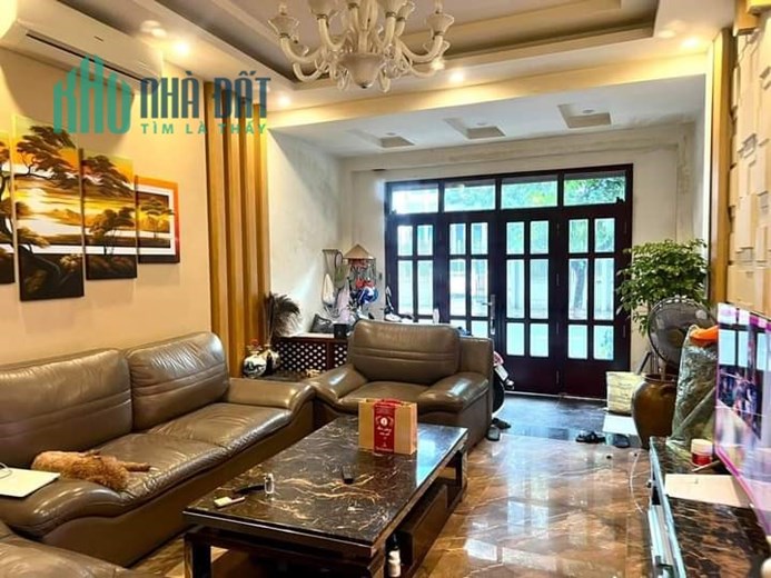 Liền kề Cổ Nhuế 72m2 - vỉa hè kinh doanh, ô tô 5 tầng 6 ngủ 8.8 tỷ
