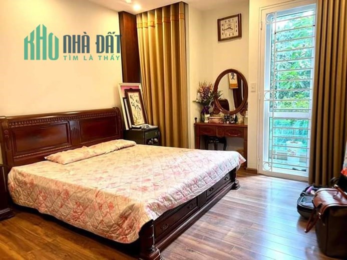 Liền kề Cổ Nhuế 72m2 - vỉa hè kinh doanh, ô tô 5 tầng 6 ngủ 8.8 tỷ
