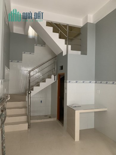 Cho thuê nhà HXH Lương Thế vinh quận Tân PHú 3 x 8 m x 2T chỉ 5 triệu