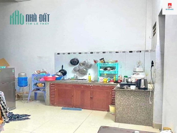 NGAY SÂN BÓNG ĐÁ PHƯỜNG LINH XUÂN, THỦ ĐỨC_ HXT ĐẬU CỬA_ BÁN NHÀ TRỆT 2 PN_ 98 M2 THỔ CƯ_3 TỶ X.