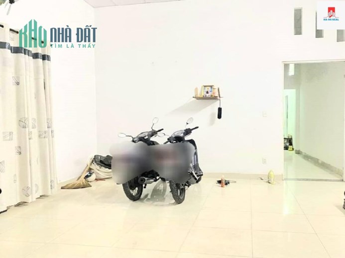 NGAY SÂN BÓNG ĐÁ PHƯỜNG LINH XUÂN, THỦ ĐỨC_ HXT ĐẬU CỬA_ BÁN NHÀ TRỆT 2 PN_ 98 M2 THỔ CƯ_3 TỶ X.