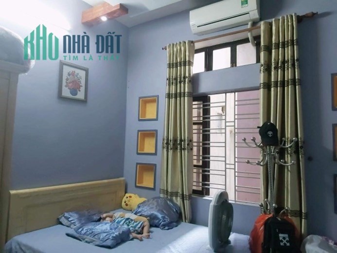 Bán gấp Phú Diễn 61,2m2, 5PN ở biệt thự, 5 tầng 4.5tỷ