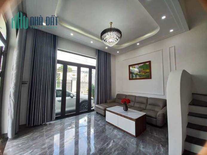 Chào bán căn biệt thự 3 tầng TÂN CỔ ĐIỂN mới hoàn thiện xong.