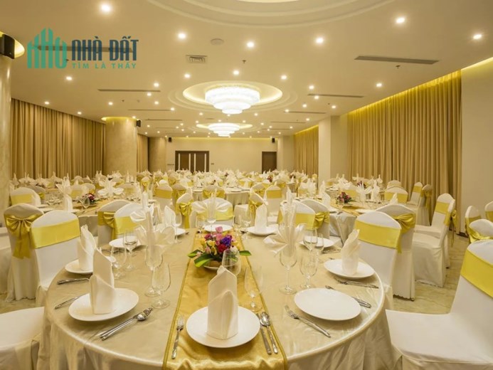 BÁN KHÁCH SẠN PHỐ TÂY AN THƯỢNG ĐÀ NẴNG 760M 16 TẦNG HƠN 100P  GIÁ 280 TỶ