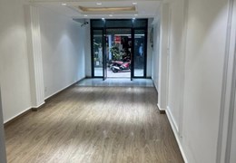 Nhà nguyên căn 5 tầng tại Nam Kỳ Khởi Nghĩa, Quận 3 - Cho thuê giá chỉ 37 triệu/tháng, lý tưởng cho