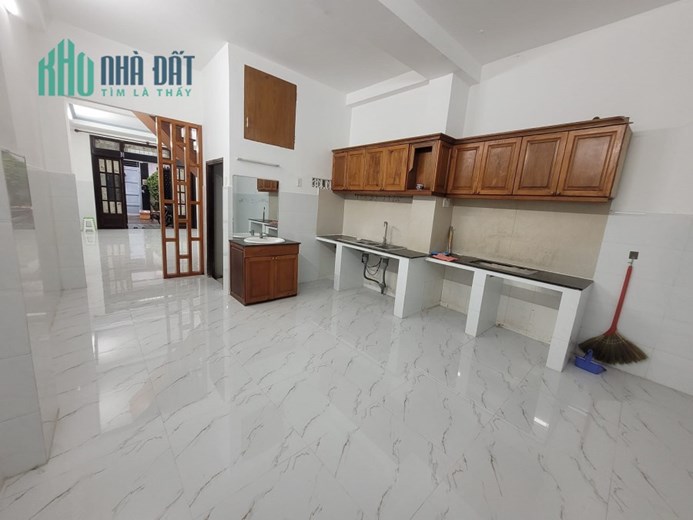 Bán nhà 3 tầng 4PN, hẻm xe tải Phú Thọ Hòa, Tân Phú, 80m2, chỉ 5.6 tỷ TL
