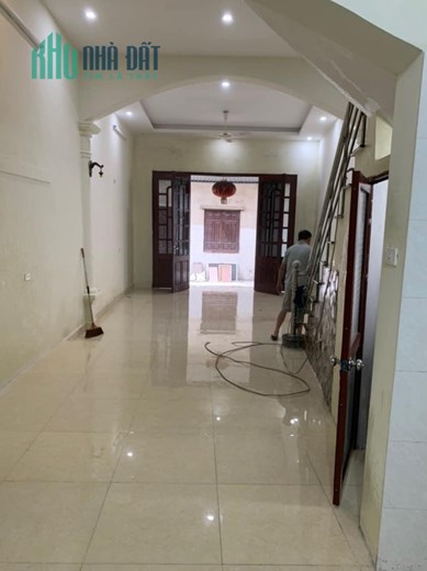 Làn 2 NGUYỄN GIA THIỀU - NHÀ PHỐ - XÂY KIÊN CỐ -DÂN CƯ VĂN MINH - GIÁ 3 tỷ x (nhỏ xíu)