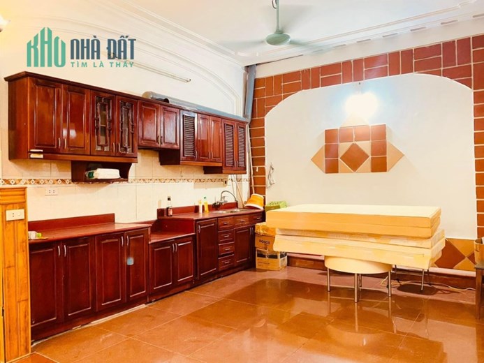 40m Xây 4 Tầng Nhỉnh 6 Tỷ Phân Lô Quân Đội Trung Tâm Quận Cầu Giấy. Vị Trí Cực Đẹp. Giao Thông