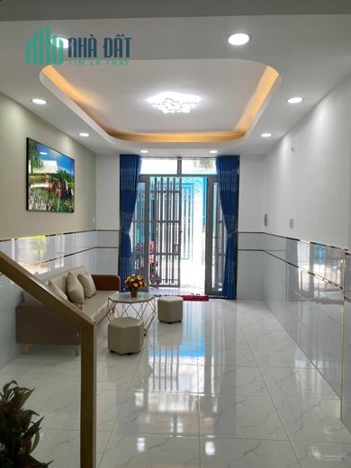 Chủ Ngộp Bank Bán Nhà Công Viên Làng Hoa GV 42m2 Giá 3 tỷ 5