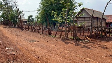 CẦN BÁN LÔ GÓC 2 MẶT ĐƯỜNG ĐẤT TẠI LÀNG AR TƠ MAN , XÃ ĐÊ AR, HUYỆN MANG YANG, TỈNH GIA LA