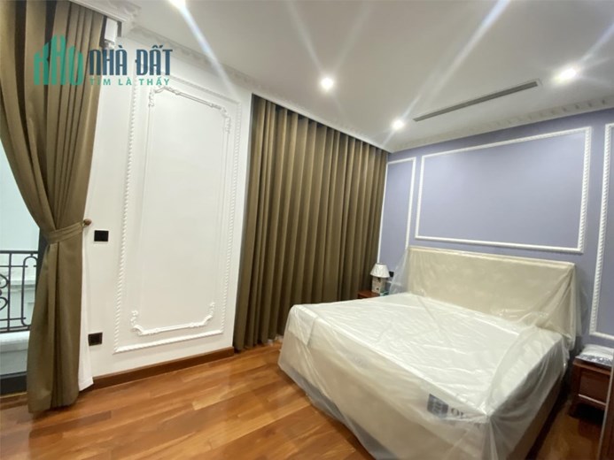 Cần đáo hạn NH nên bán gấp căn shophouse đường 30m Vinhomes Ocean Park 2 Hưng Yên