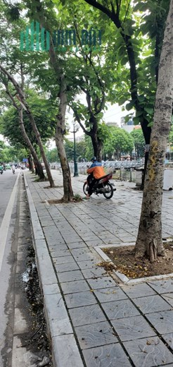 Bán nhà Kim Ngưu , 38m2x5T , 3,3 tỷ, , cách đường lớn 50m , kinh doanh dễ