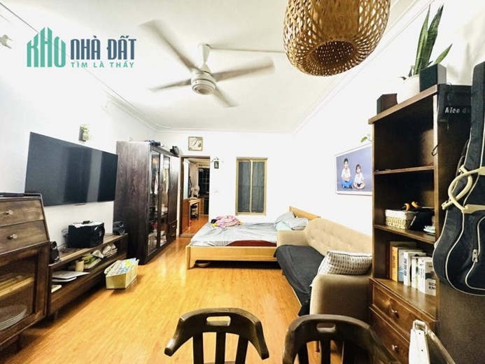 💥CỰC XINH 💥1.55 tỷ Tập thể Học Viện Quốc Phòng, Nghĩa Đô 45m 2PN tặng hết nội thất