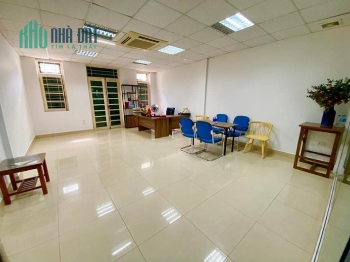 ⚜️ Bán nhà Mặt Phố Hoàng Cầu, Đống Đa, 211m2 5T MT 12m, Chỉ 88 Tỷ ⚜️