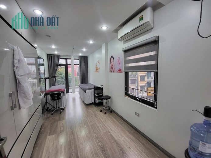 Bán ngôi nhà 55m2 phố Âu Cơ, Tây Hồ Dân xây 4 ngủ 10m 2 Ô tô đua 4.9 Tỷ