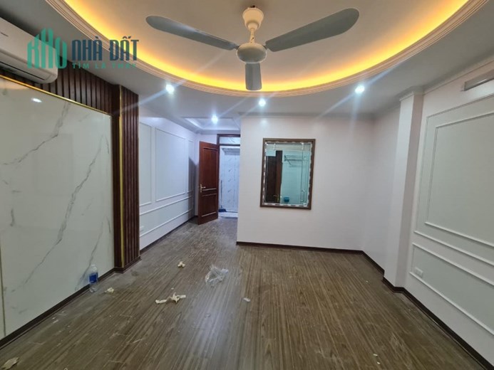 Bán căn nhà 53m2 phố Âu Cơ, Tây Hồ Chủ tự xây 4 ngủ ngõ Ô tô  đua 10m 4.5 Tỷ