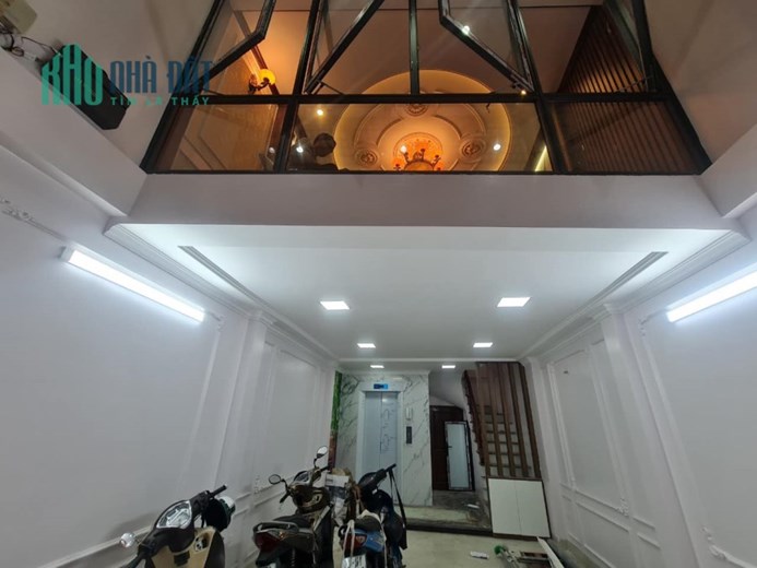 Bán ngôi nhà 53m2 phố Âu Cơ, Tây Hồ Dân xây 4 ngủ ngõ Ô tô  đua 10m 4.6 Tỷ