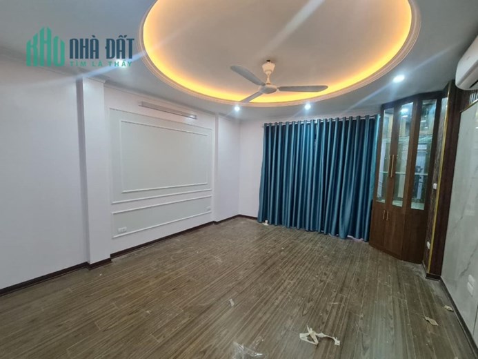 Bán ngôi nhà 55m2 phố Âu Cơ, Tây Hồ Chủ tự xây 4 ngủ 2 Ô tô phi 10m 4.6 Tỷ