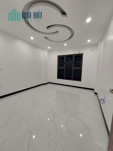 Bán ngôi nhà 55m2 phố Âu Cơ, Tây Hồ Chủ tự xây 4 ngủ 2 Ô tô phi 10m 4.6 Tỷ