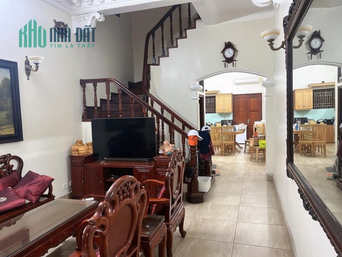 BÁN NHÀ ĐỐNG ĐA PHỐ TRẦN QUANG DIỆU,  65M, 5T, MT 6M, PHÂN LÔ, ÔTÔ TRÁNH, KD, 16 TỶ, 0937651883.