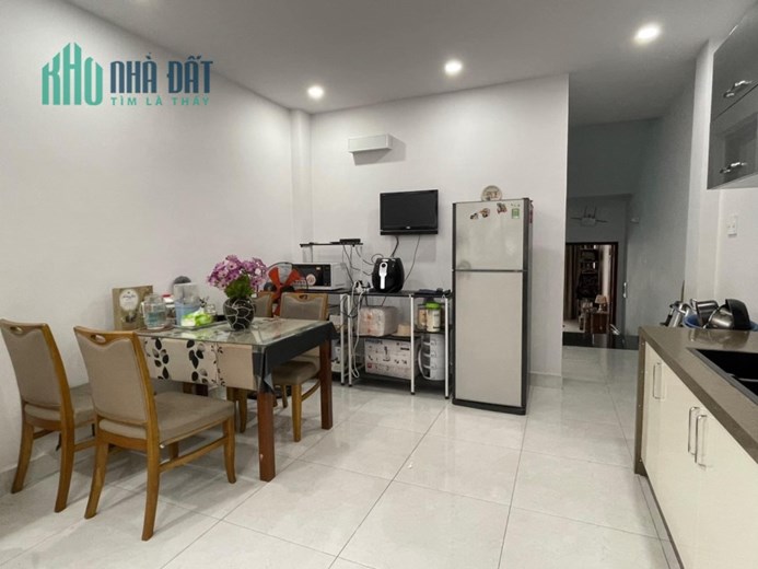 LÊ VĂN QUỚI - HẺM 8M - NHÀ MỚI - NGAY NGÃ TƯ 4 XÁ - KINH DOANH ĐA NGÀNH NGHỀ