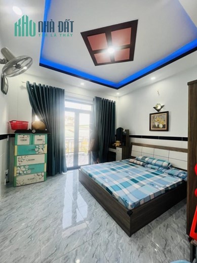 Gấp bán nhà đường Tô Hiến Thành Quận 10, 45m2 - 5Tầng - Chỉ Nhỉnh 4Tỷ .