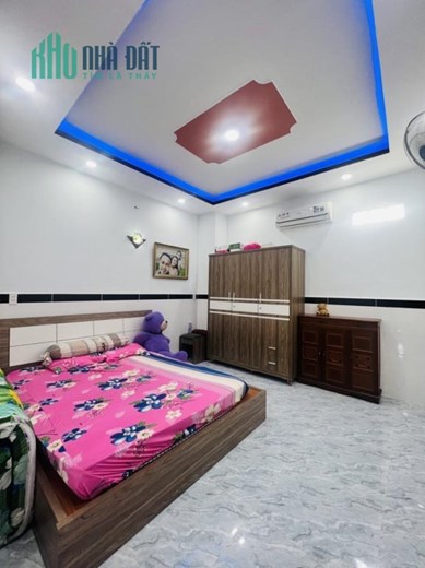 Gấp bán nhà đường Tô Hiến Thành Quận 10, 45m2 - 5Tầng - Chỉ Nhỉnh 4Tỷ .