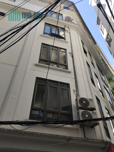 GĐ bán gấp Nhà Mặt Tiền Rộng Ngõ Trần Hữu Tước giá 8.9 tỷ, 50m2 x 5T, sđcc