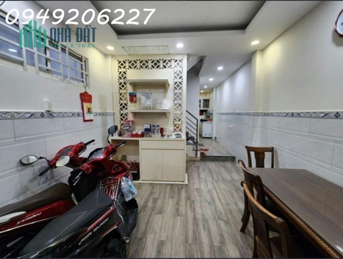 Giáp Q1 Điện Biên Phủ Bình Thạnh 40m2 vuông vức ở ngay chỉ 4tỷ3