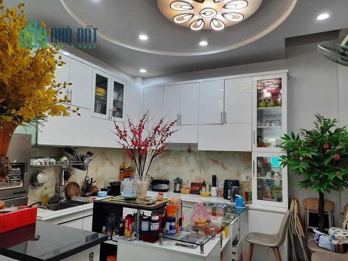 BÁN GẤP NHÀ MẶT TIỀN KINH DOANH ĐƯỜNG SỐ 53, TÂN QUY, 116M2 CHỈ 9 TỶ