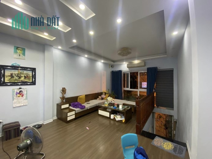Bán nhà 149m2 phố Âu Cơ, Tây Hồ Ngõ Ô tô Kinh doanh vô đối 14.1 Tỷ