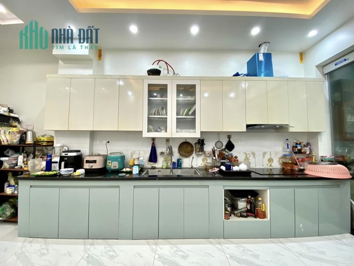 Bán ngôi nhà 149m2 phố Âu Cơ, Tây Hồ Gara Ô tô thông Kinh doanh siêu tốt 14.4 Tỷ