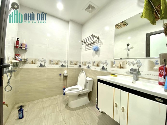 Bán căn nhà 145m2 phố Âu Cơ, Tây Hồ Gara Ô tô Kinh doanh tốt 14.4 Tỷ