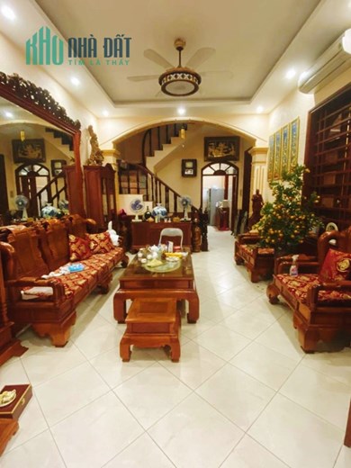 170M2 Ô TÔ 7 CHỖ VÀO ĐẤT NGỌC THUỴ LONG BIÊN, BÁN GẤP NHÀ 5 TẦNG LONG BIÊN 17.3 TỶ