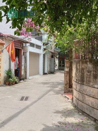 NGÕ PHỐ HỒNG TIẾN BỒ ĐỀ LONG BIÊN CHÍNH CHỦ BÁN NHÀ 3 TẦNG CŨ 72M2 NGÕ THÔNG Ô TÔ VÀO NHÀ